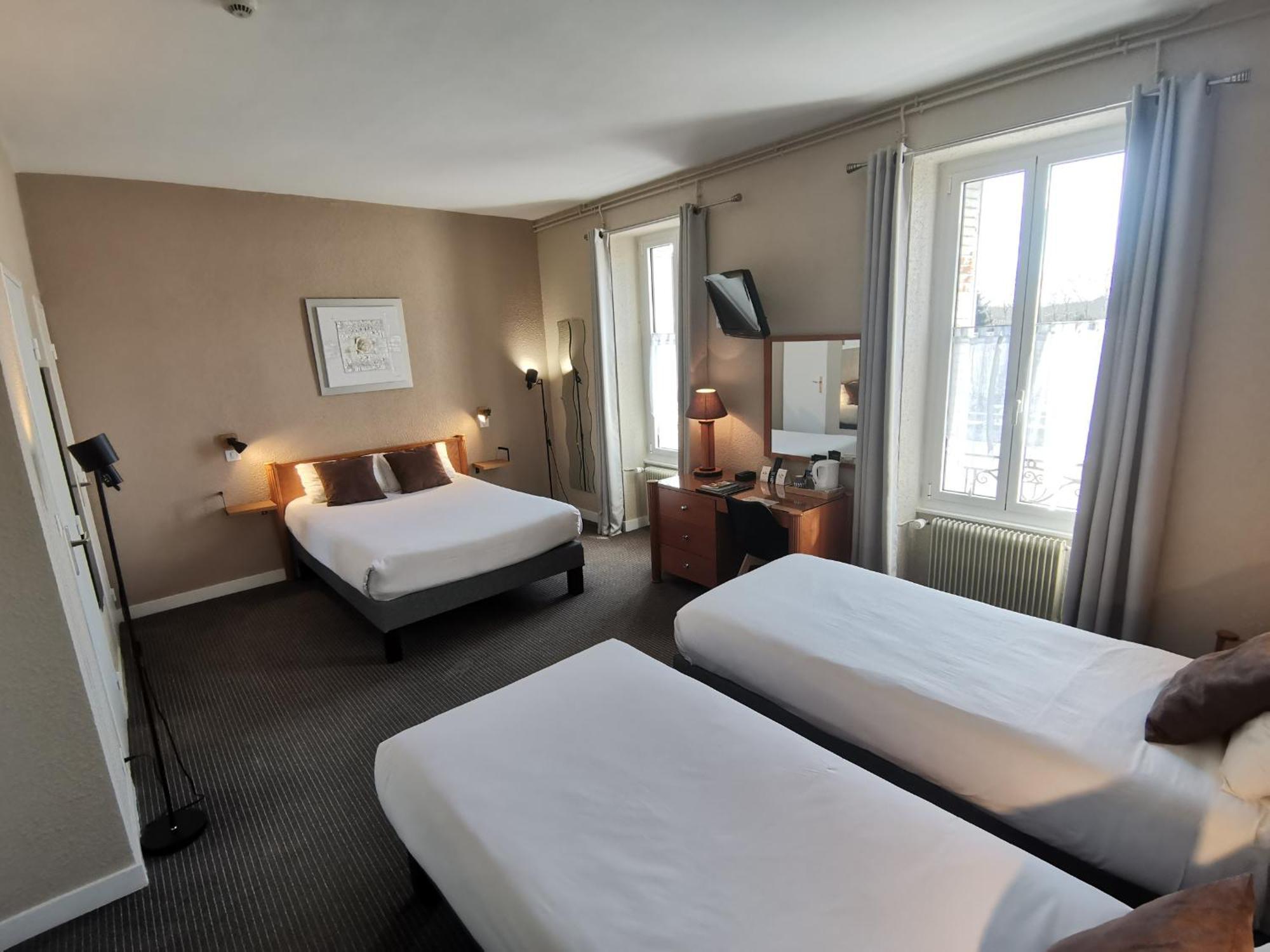 Logis Hotel Le Cerf Briare Ngoại thất bức ảnh