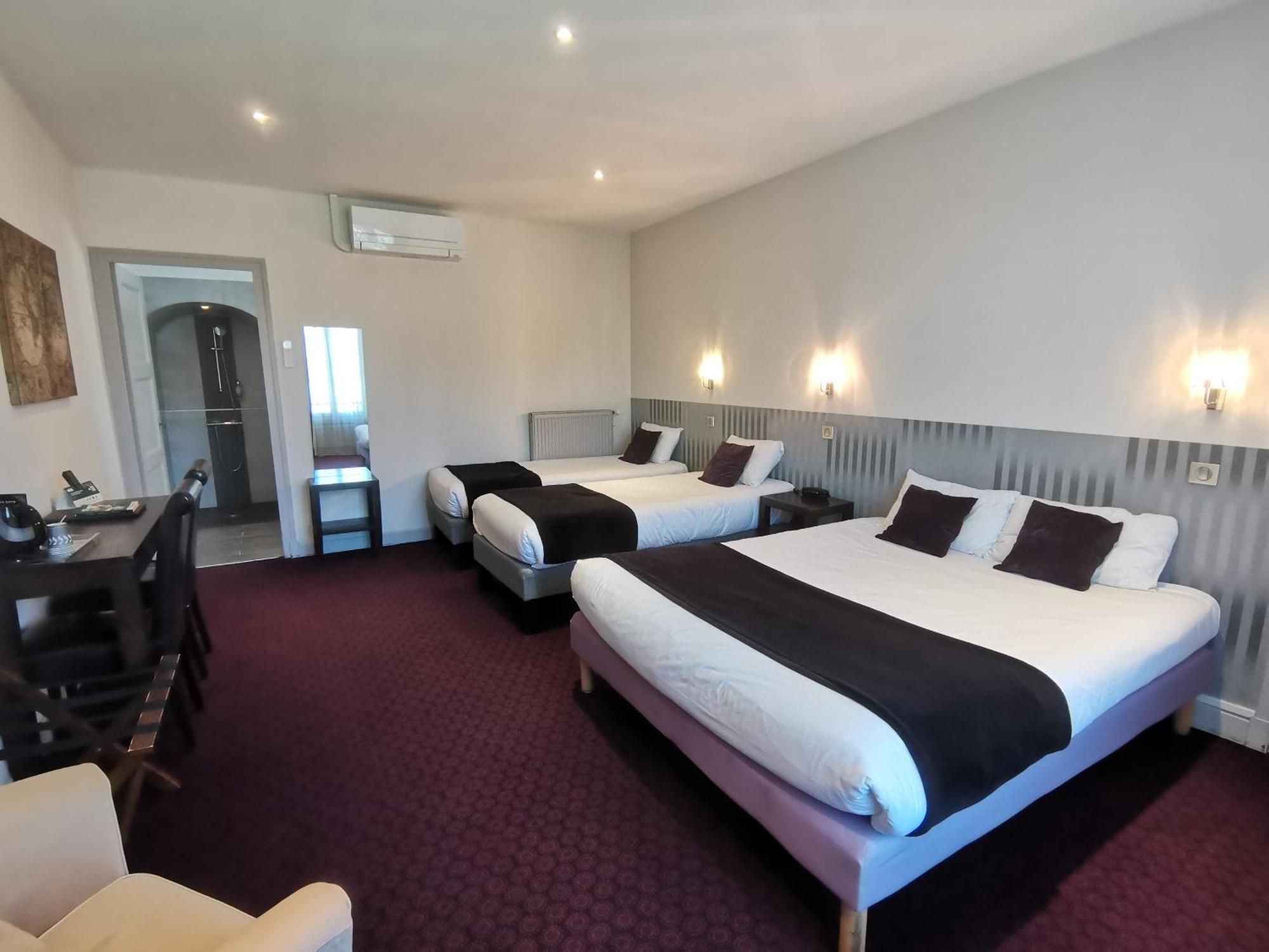 Logis Hotel Le Cerf Briare Ngoại thất bức ảnh